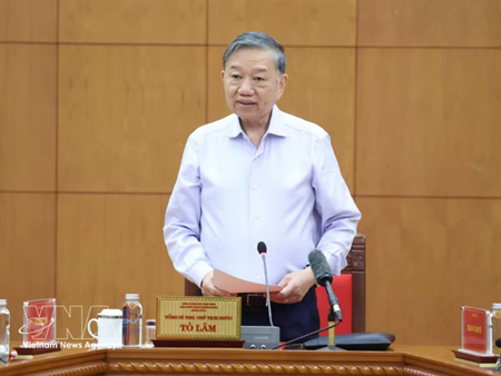 Fight against corruption, negative phenomena must follow ‘talk less, do more’ motto: Top leader